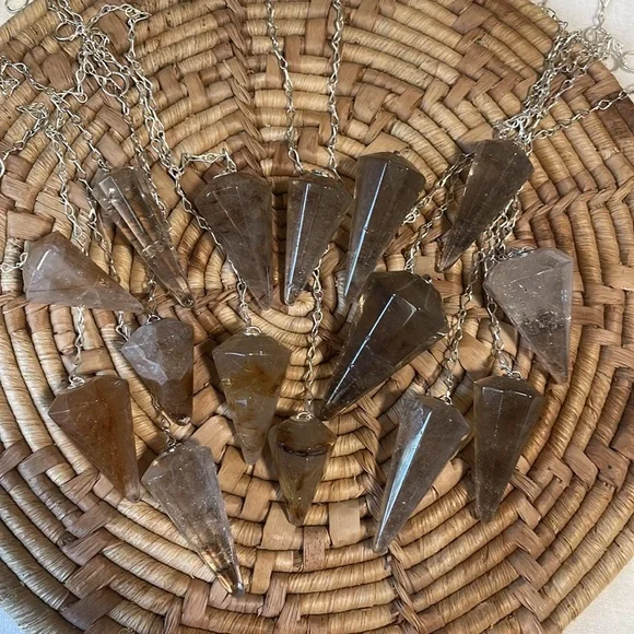 Crystal Pendulum Healing Pointed Pendant Faceted Gemstone Quartz Smoky Clear - Picture 12 of 12